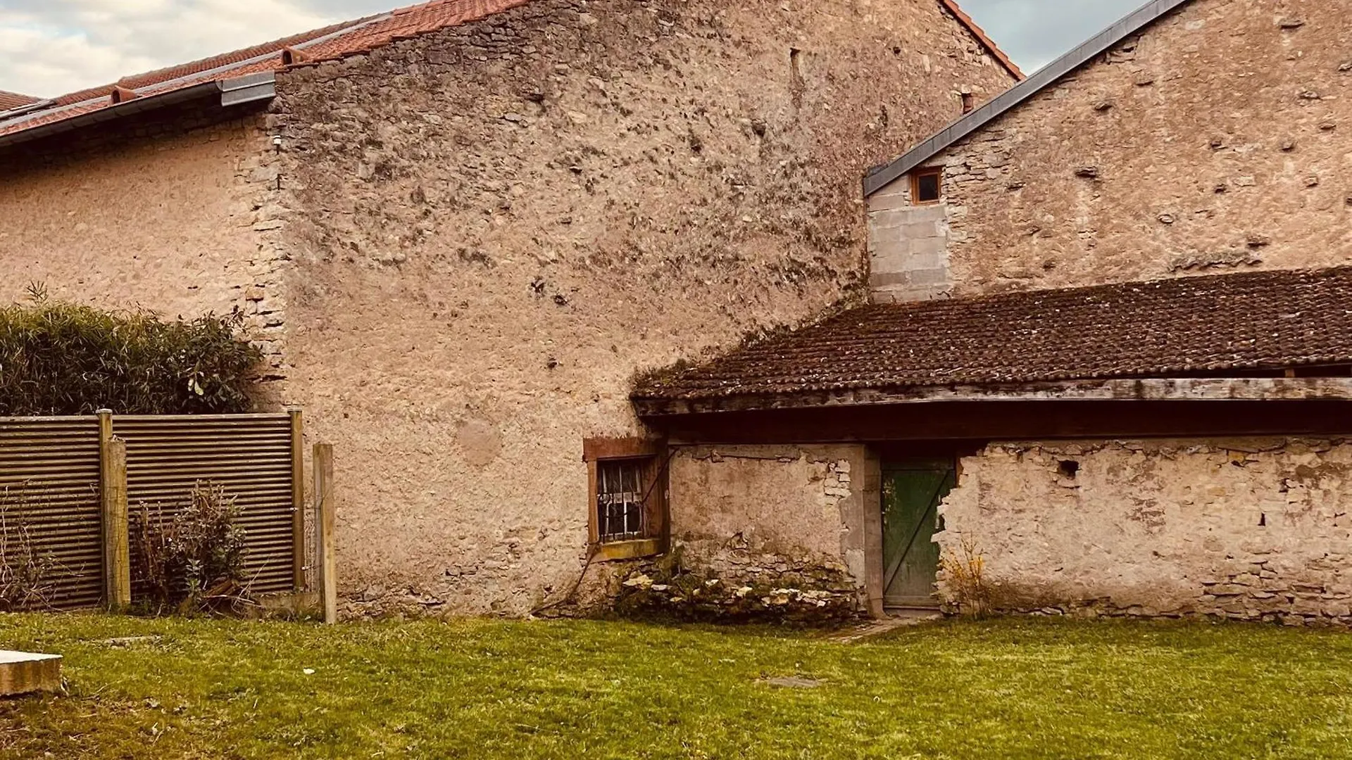 Gite Chenevieres - Village Paisible Avec Parking Prive - Fr-1-584-384 Cenevieres 0*,